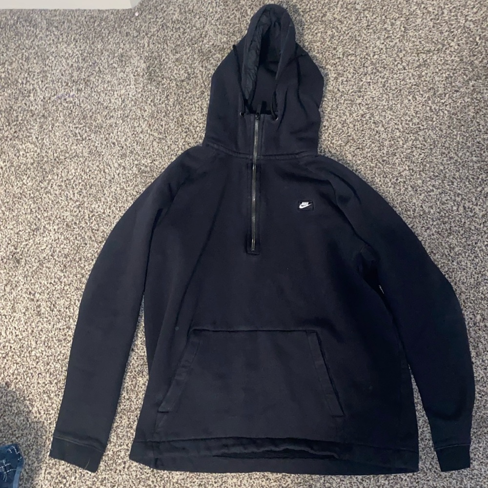 Used women’s Nike hoodie